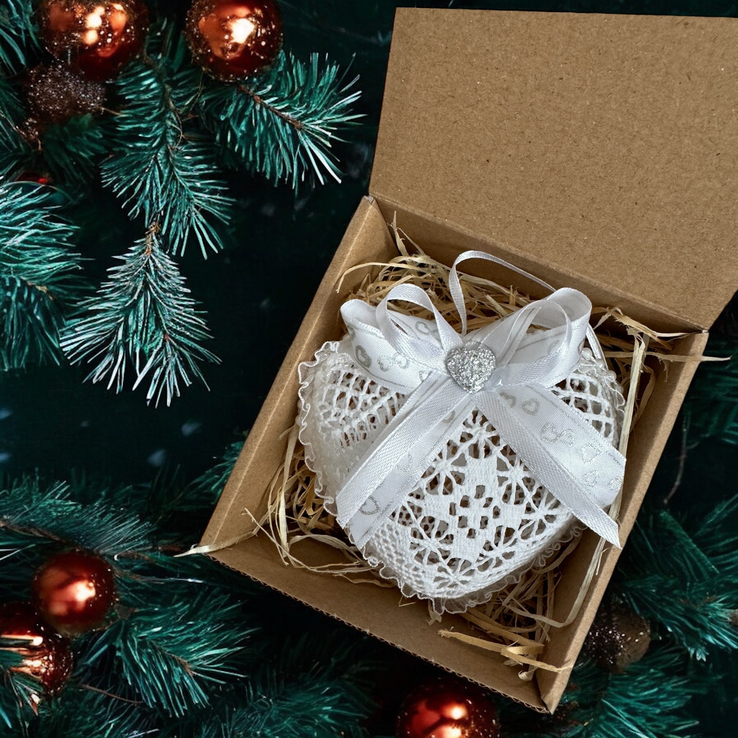 Horgolt díszek 1 db-os box - Szív